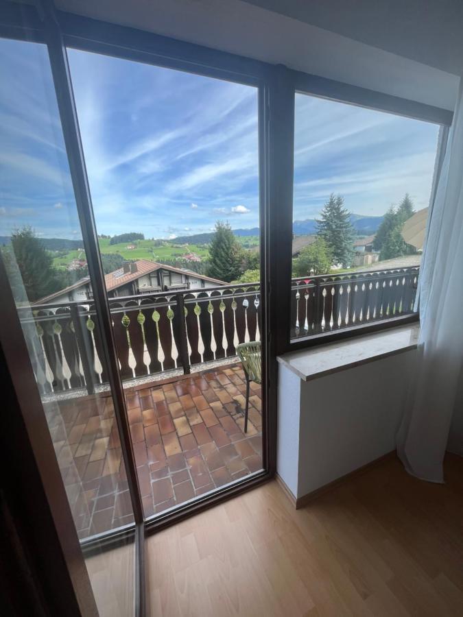Helle Wohnung Mit Grossem Balkon Oberreute Kültér fotó
